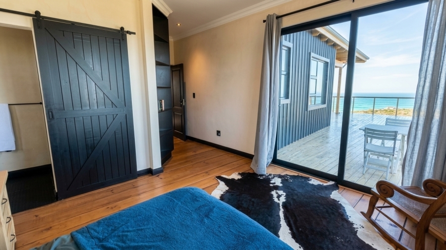 4 Bedroom Property for Sale in Hansmoeskraal A H Western Cape